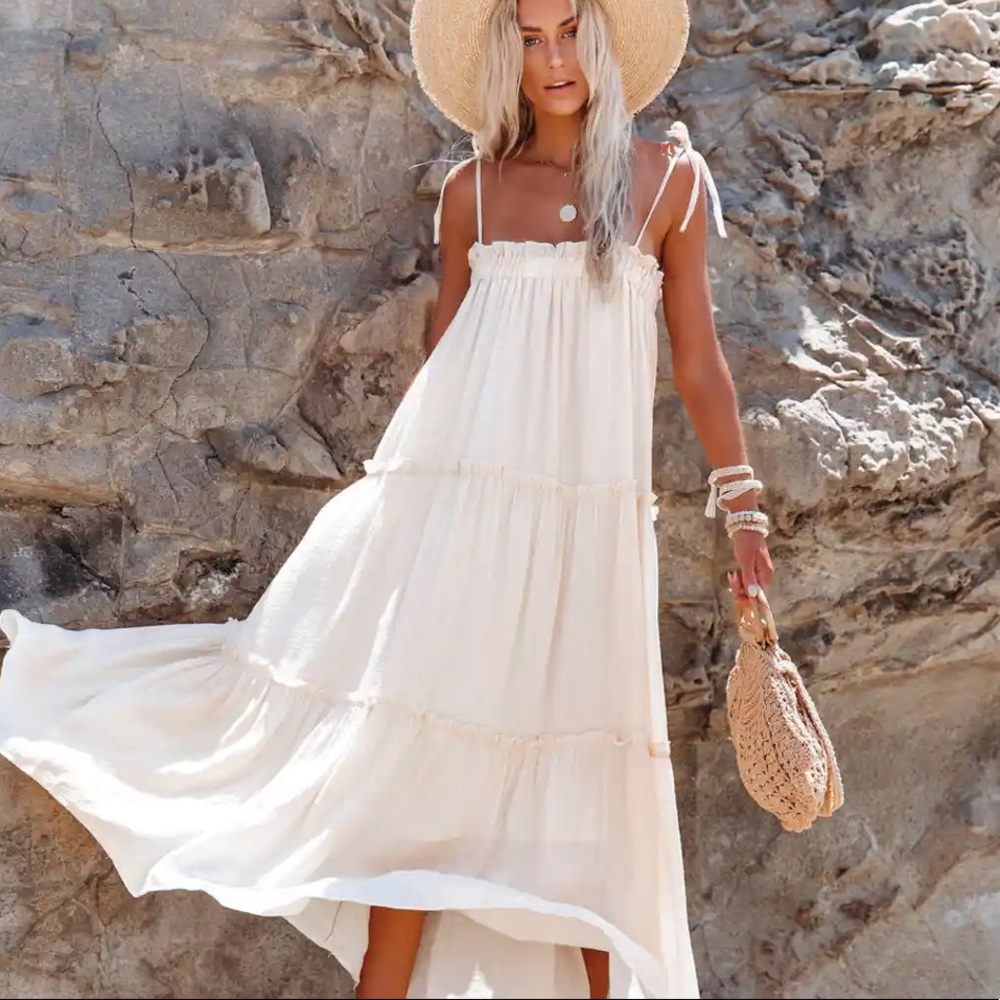 VICI CATCH THE SUN TIERED MIDI DRESS IN EGGSHELL